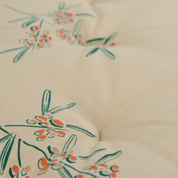 Подушка на стул из хлопка с графичным принтом Обед рябинника из коллекции Russian North, 40х40 см, Tkano, изображение 2