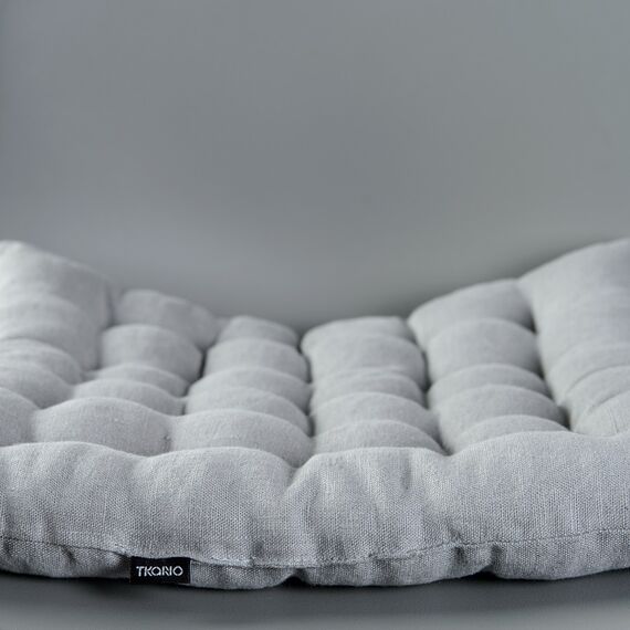 Подушка на стул стеганая из умягченного льна серого цвета, 40х40 см, Tkano, изображение 10