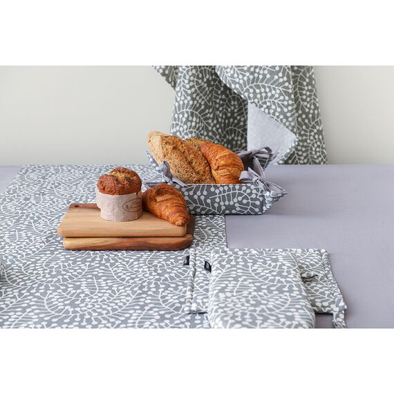 Корзинка для хлеба серого цвета с принтом Спелая Смородина из коллекции Scandinavian touch, 30х30 см, Tkano, изображение 3