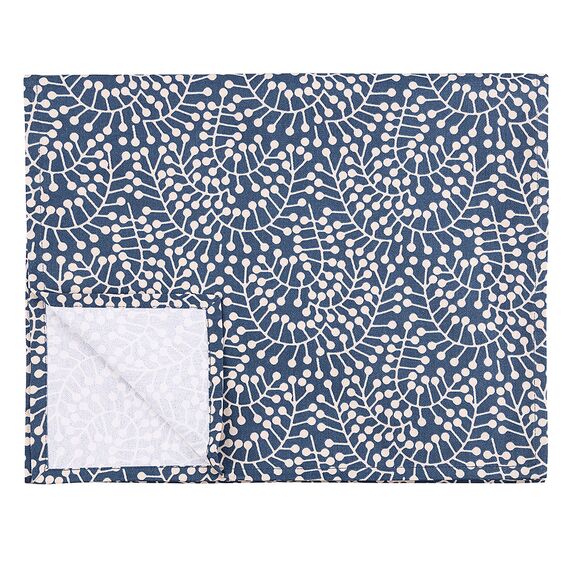 Дорожка на стол темно-синего цвета с принтом Спелая Смородина из коллекции Scandinavian touch, 45х150 см, Tkano