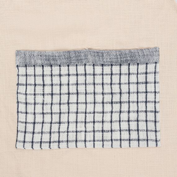 Фартук из плотного хлопка с контрастным карманом в клетку из коллекции Essential, 70х80 см, Tkano, изображение 3