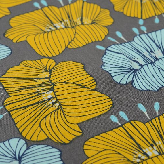 Скатерть из хлопка серого цвета с принтом Цветы из коллекции Prairie, 170х170 см, Tkano, изображение 2