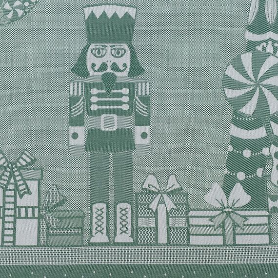 Скатерть из хлопка зеленого цвета с рисунком Щелкунчик из коллекции New Year Essential, 180х260см, Tkano, изображение 5