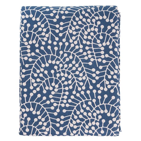 Скатерть темно-синего цвета с принтом Спелая Смородина из коллекции Scandinavian touch, 170х170 см, Tkano