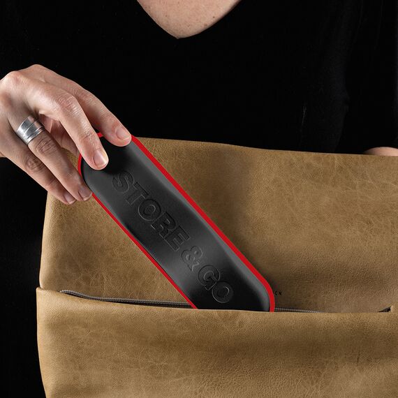 Набор столовых приборов в футляре On The Go, красный, 3 шт., Guzzini, изображение 2